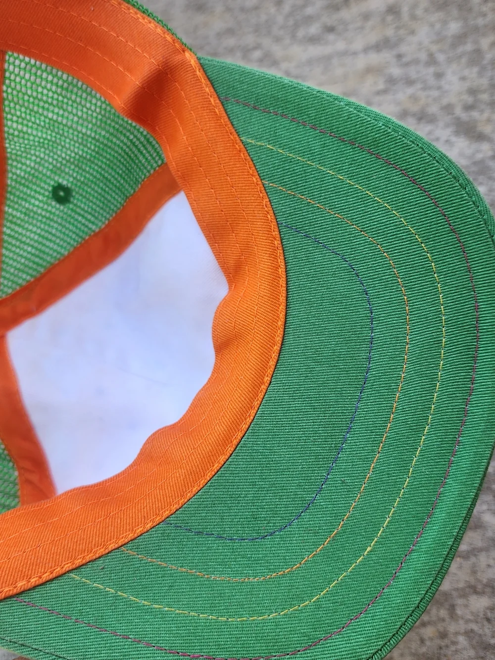 Nike Multicolor‎ Polka Dot Cap Green Mesh Snapback Hat Red Swoosh, Child Size